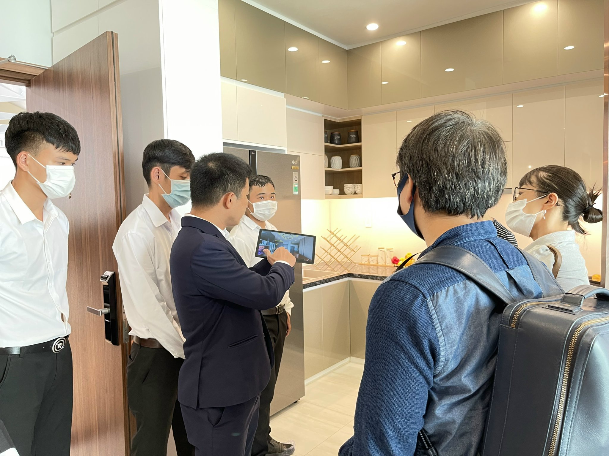 Quản lý thiết bị bằng smart home đơn giản